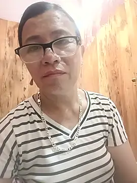 Chilly-wet – Live XXX-chat
