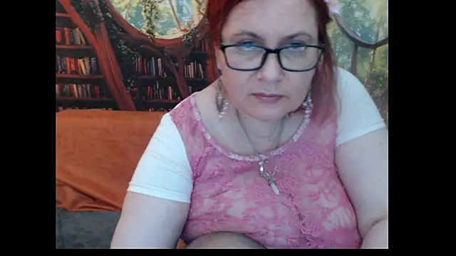 PlayfullMaturen Live XXX chat
