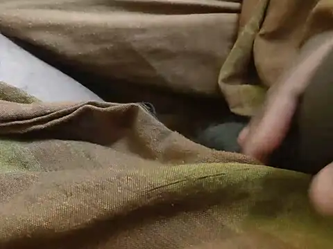 BnglrMalluAachu Show in webcam