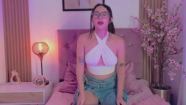ravena_queen's Live XXX Chat