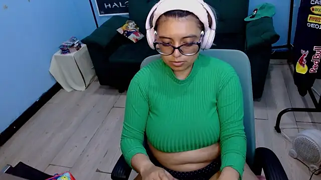 ohmysqueak live XXX chat