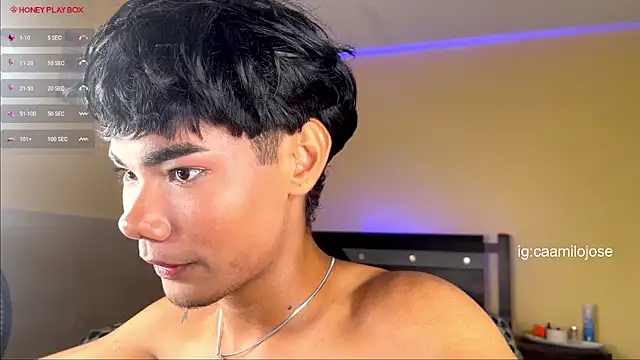 Milo_K Chat XXX live