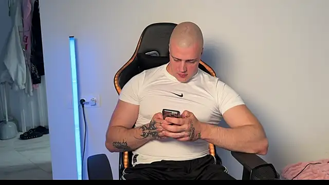 XXX chat uživo modela Telenok1