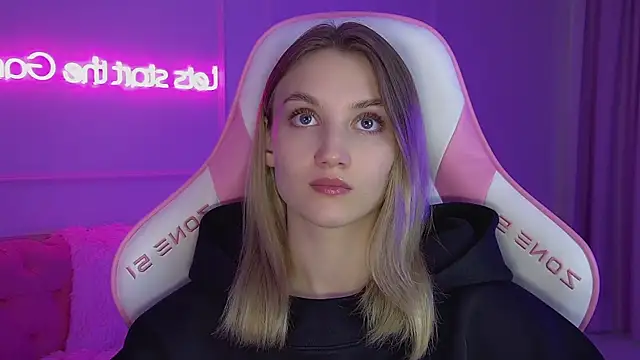 StacyEvances Chat XXX live