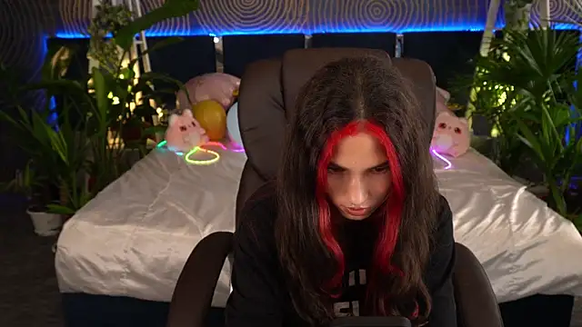 Živý XXX chat BabyFlowerr