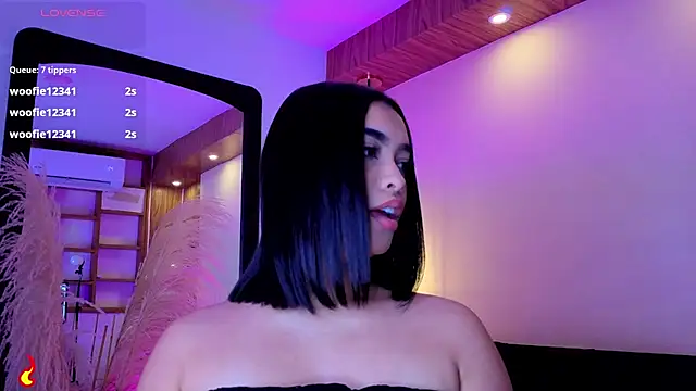 Chloe_monroee's Live XXX Chat