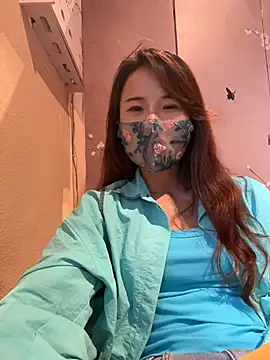 Chat +18 de kiss_loo ao vivo