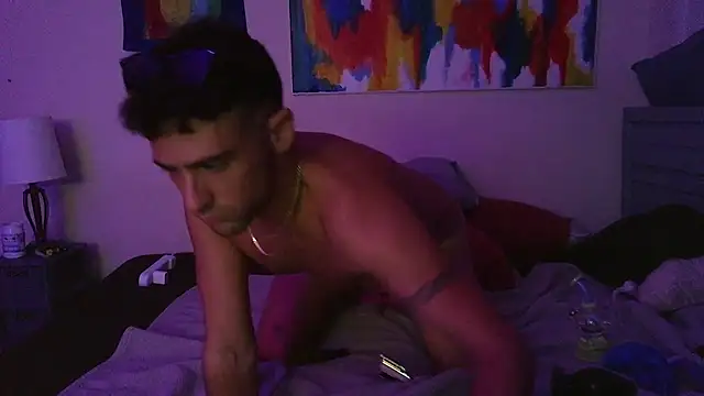 Chatroom XXX en direct de Graysontaylor@xh