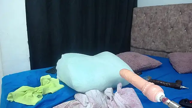 Czat XXX na żywo – Roxy-Smith