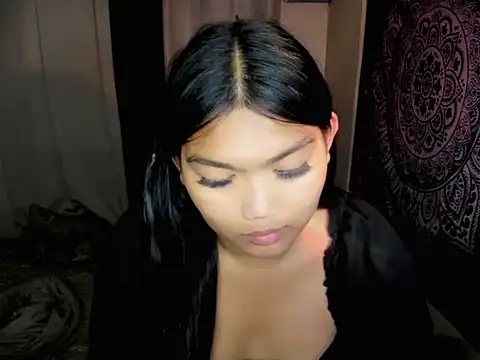 Czat XXX na żywo – Lou_heart
