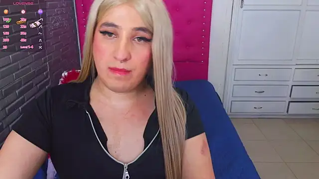 Czat XXX na żywo – roxxy_pink_