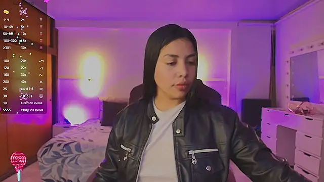 kloe28 élő XXX-chatje