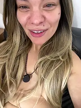 Czat XXX na żywo – HeavenAylin