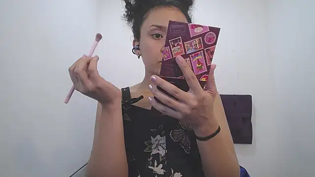 Czat XXX na żywo – Little18Doll