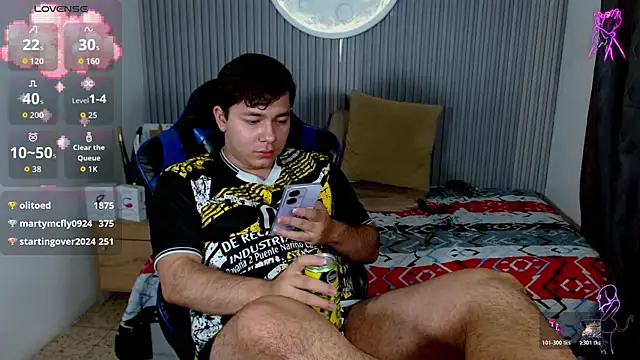 Julian_Smith21 Adlı Modelin Canlı XXX Sohbeti