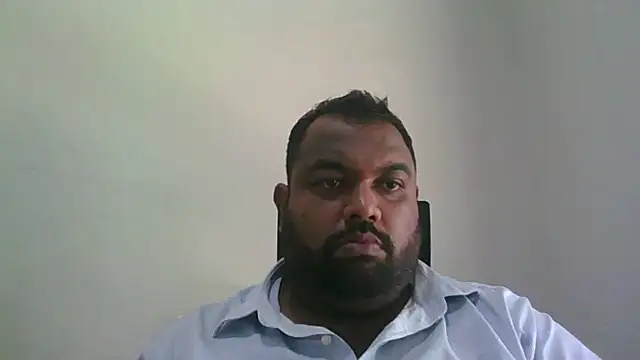 FatCockBoySL Adlı Modelin Canlı XXX Sohbeti