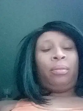 CreammieDelite's Webcam Show