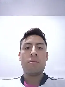 dantevelez 现场XXX聊天