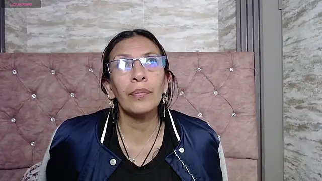 XXX chat uživo modela sami29_