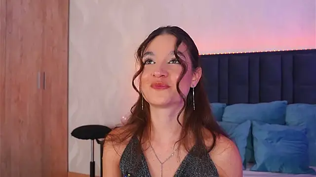 LucyFlame's Live XXX Chat