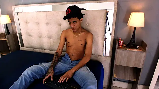_Thiago12 – Naživo XXX chat