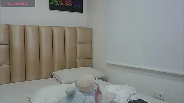 Chat +18 de Phiamat_ ao vivo