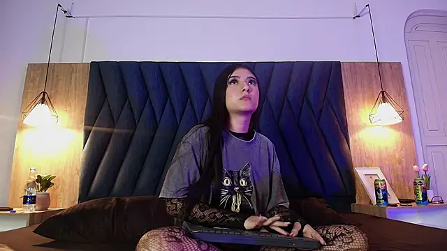 Zoee_8 Chat XXX in diretta