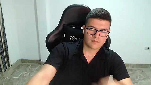 Chat XXX Live Plug_Control