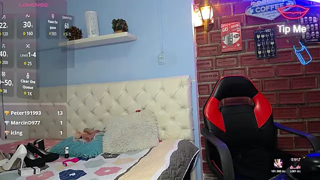แชท XXX สดของ noelia_milf19