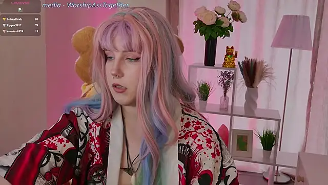Chat XXX en directo de Candy-yeah