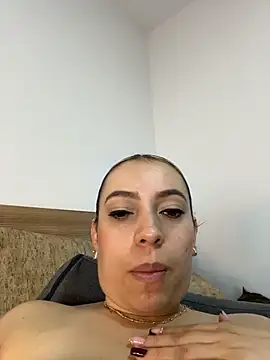 Chat XXX en directo de Moon_Blake