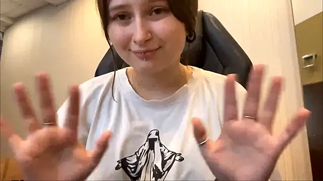 MnemonicSimplism's Live XXX Chat