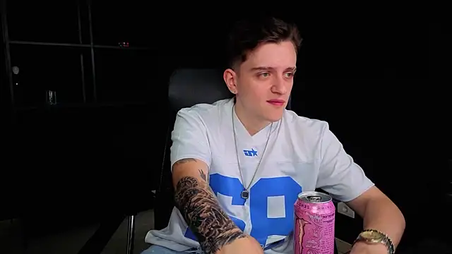 FelixStarkk – Live XXX-chat