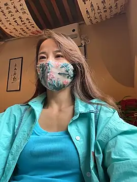 kiss_loo 即時 XXX 聊天