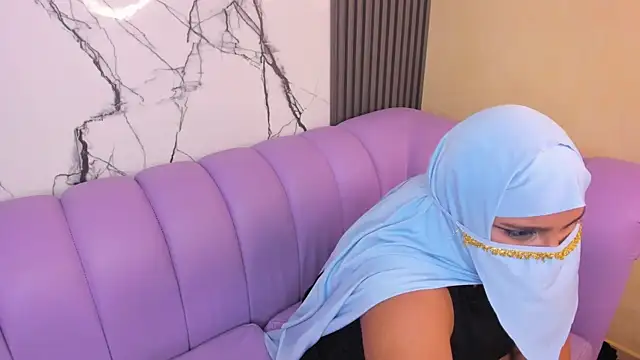 Czat XXX na żywo – Sanira_
