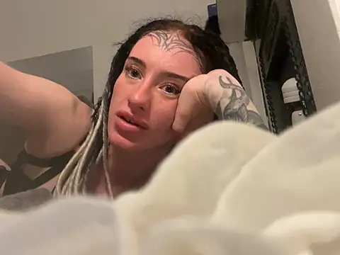 Czat XXX na żywo – Poppi666Savage