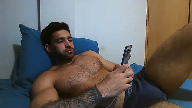 Chat +18 de macho_fit ao vivo