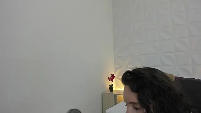 Czat XXX na żywo – valeryn__rosse