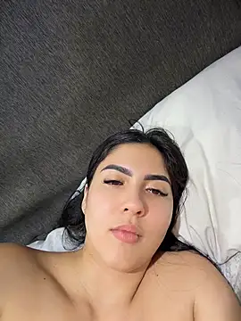 צ'אט XXX בשידור חי של I_AM_SOPHIE_