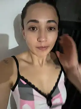 Živý XXX chat HollyAngel2