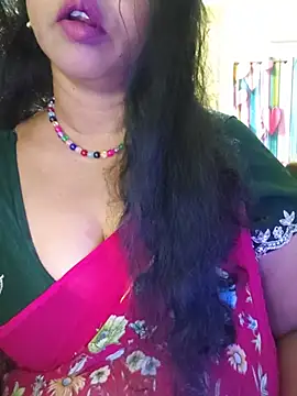 צ'אט XXX בשידור חי של SRUTHI-8