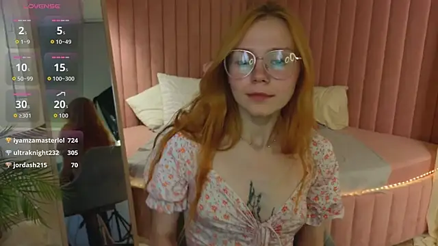 memymee_ élő XXX-chatje