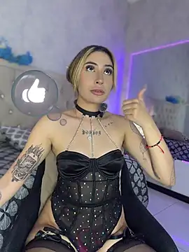 nini_love01's Live XXX Chat