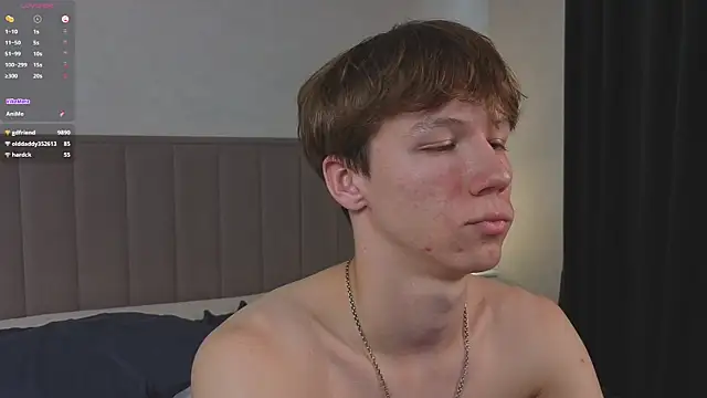 Chat XXX en directo de cuMte_boy