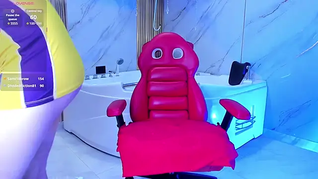 XXX chat uživo modela leonel_bigcum