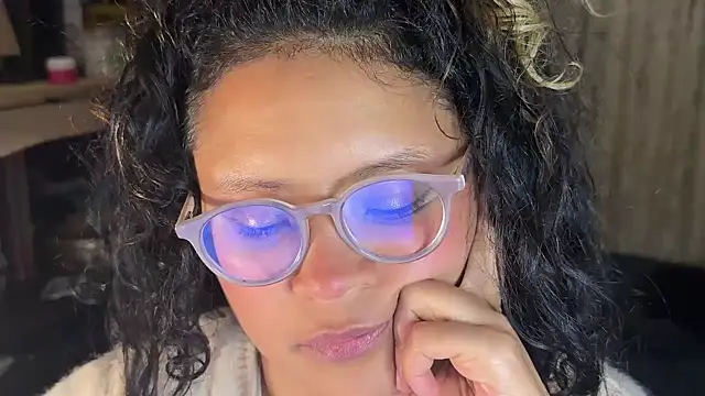 You_Ana31's Live XXX Chat