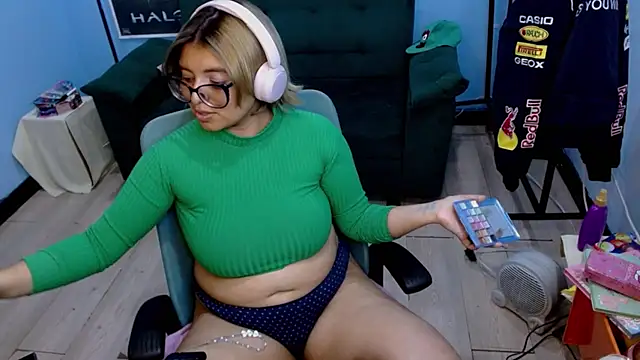Chat +18 de ohmysqueak ao vivo