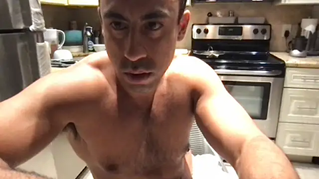 BigGuyMuscleのライブXXXチャット