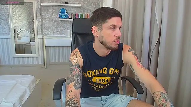 JonahShawn Live XXX chat