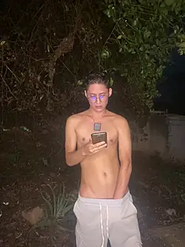 Axel-xel Adlı Modelin Canlı XXX Sohbeti